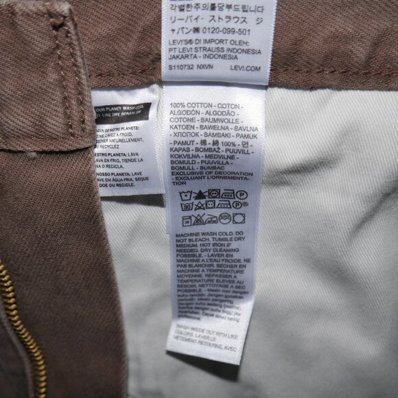 Levi's 478 Baggy Jean Shorts Mens Cargo Jorts Brown Sizes 31 34 42 NWT - Picture 9 of 16